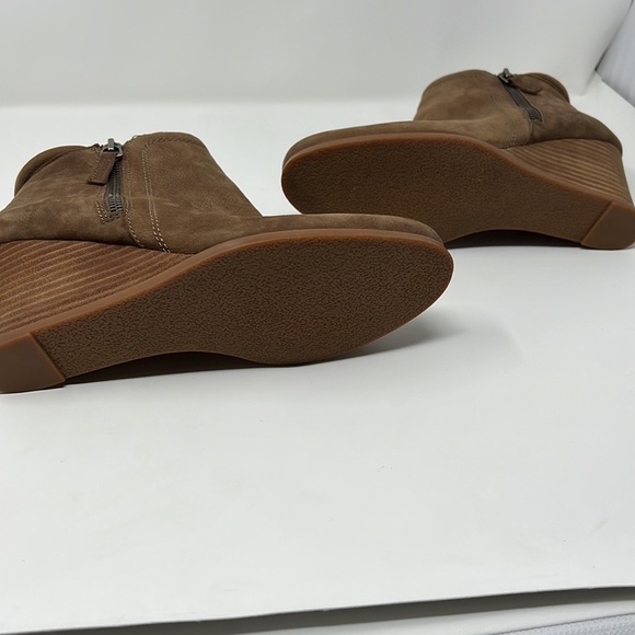 Wedge Booties - Picture 4 of 7